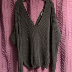 Black sweater from forever 21
